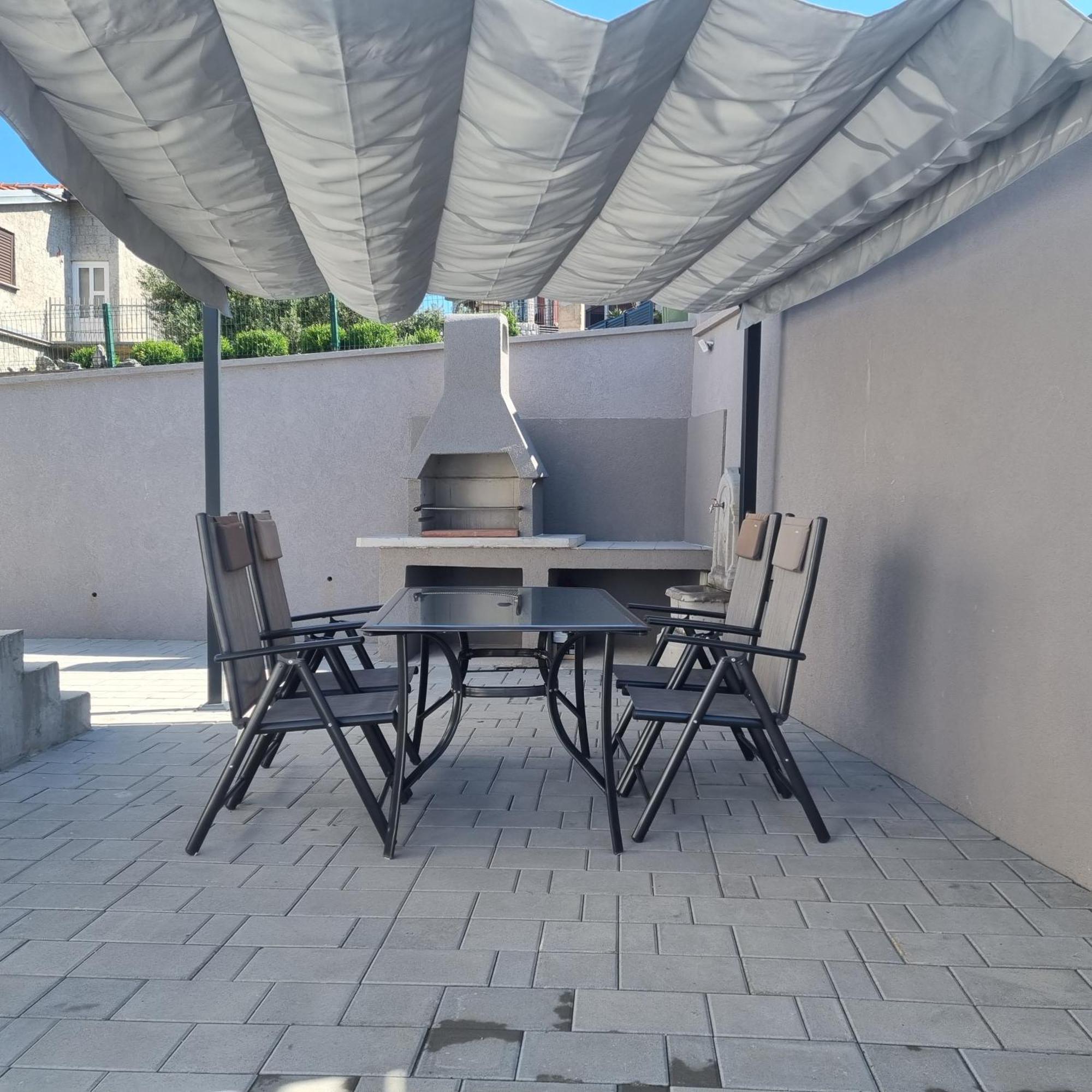 Apartmani Mia I Josip Crikvenica Kültér fotó